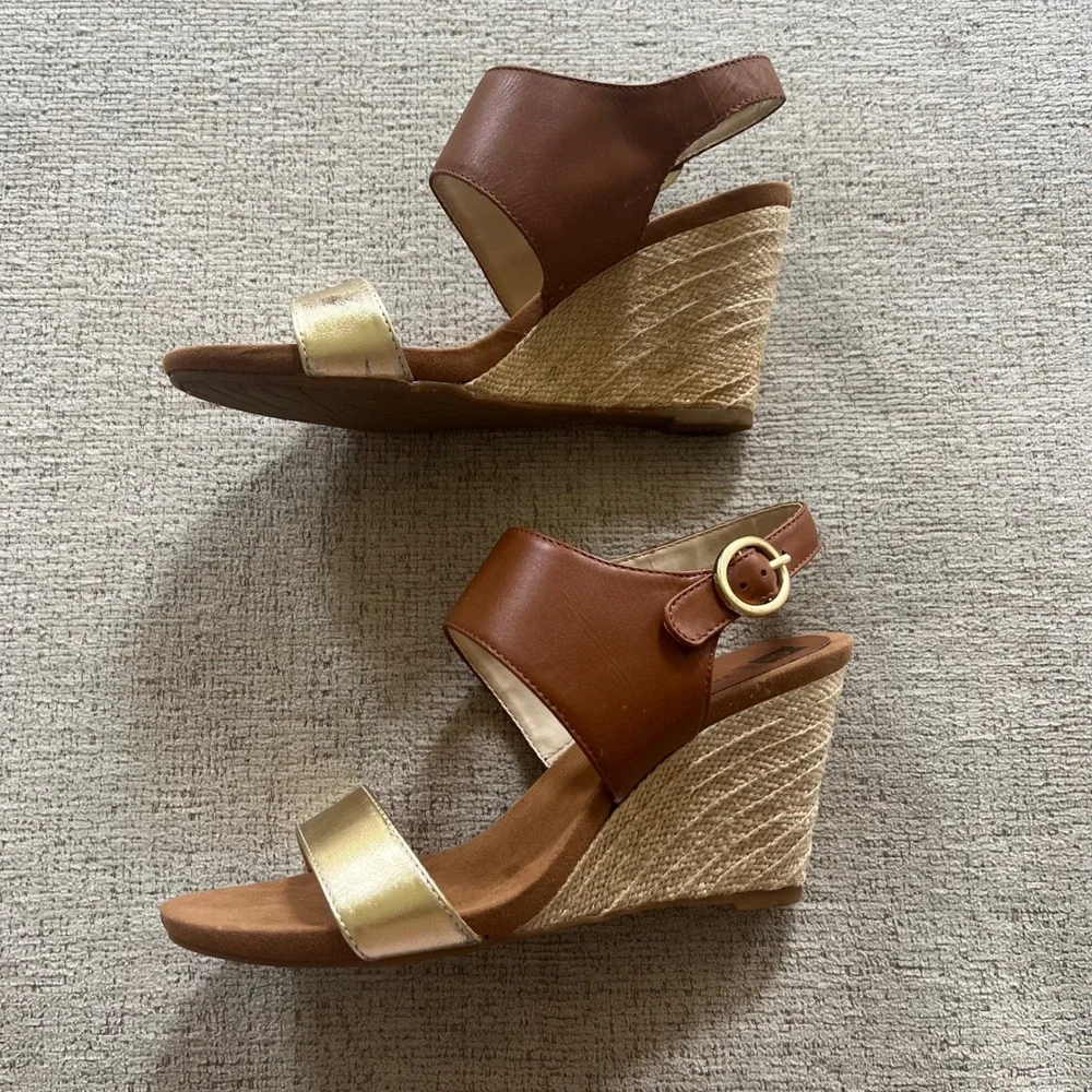 Anne Klein Akteppy Wedge Sandals Cognac Gold Leather Espadrille iFlex‎ 7M